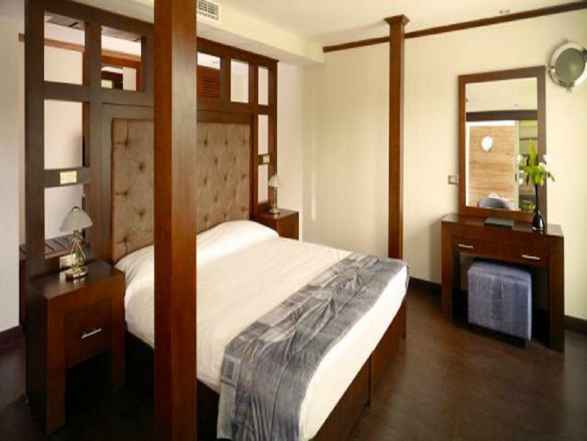 Luxor Luxury Nile Cruises - From Luxor 04 Nights - From Aswan 03 Nights Otel Dış mekan fotoğraf
