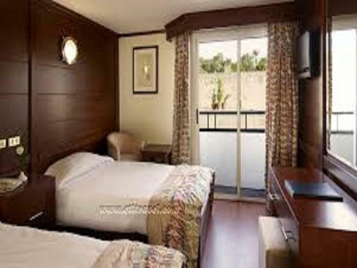 Luxor Luxury Nile Cruises - From Luxor 04 Nights - From Aswan 03 Nights Otel Dış mekan fotoğraf
